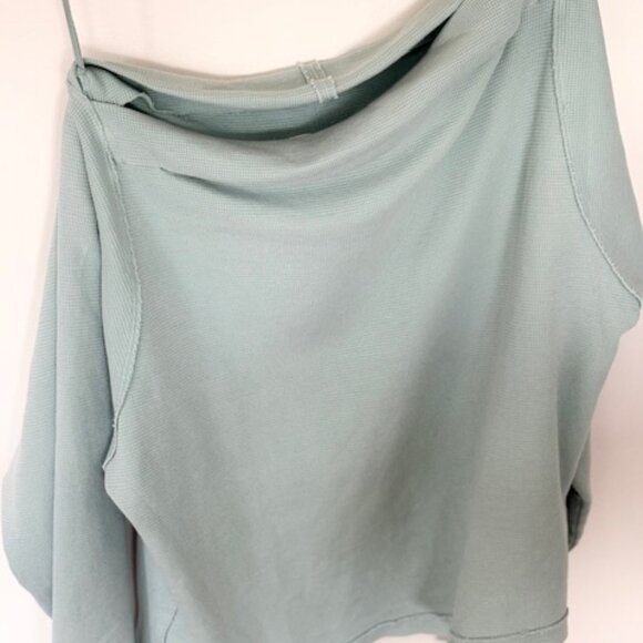 Free People Mint Long Sleeve Top New with tags - Picture 3 of 3